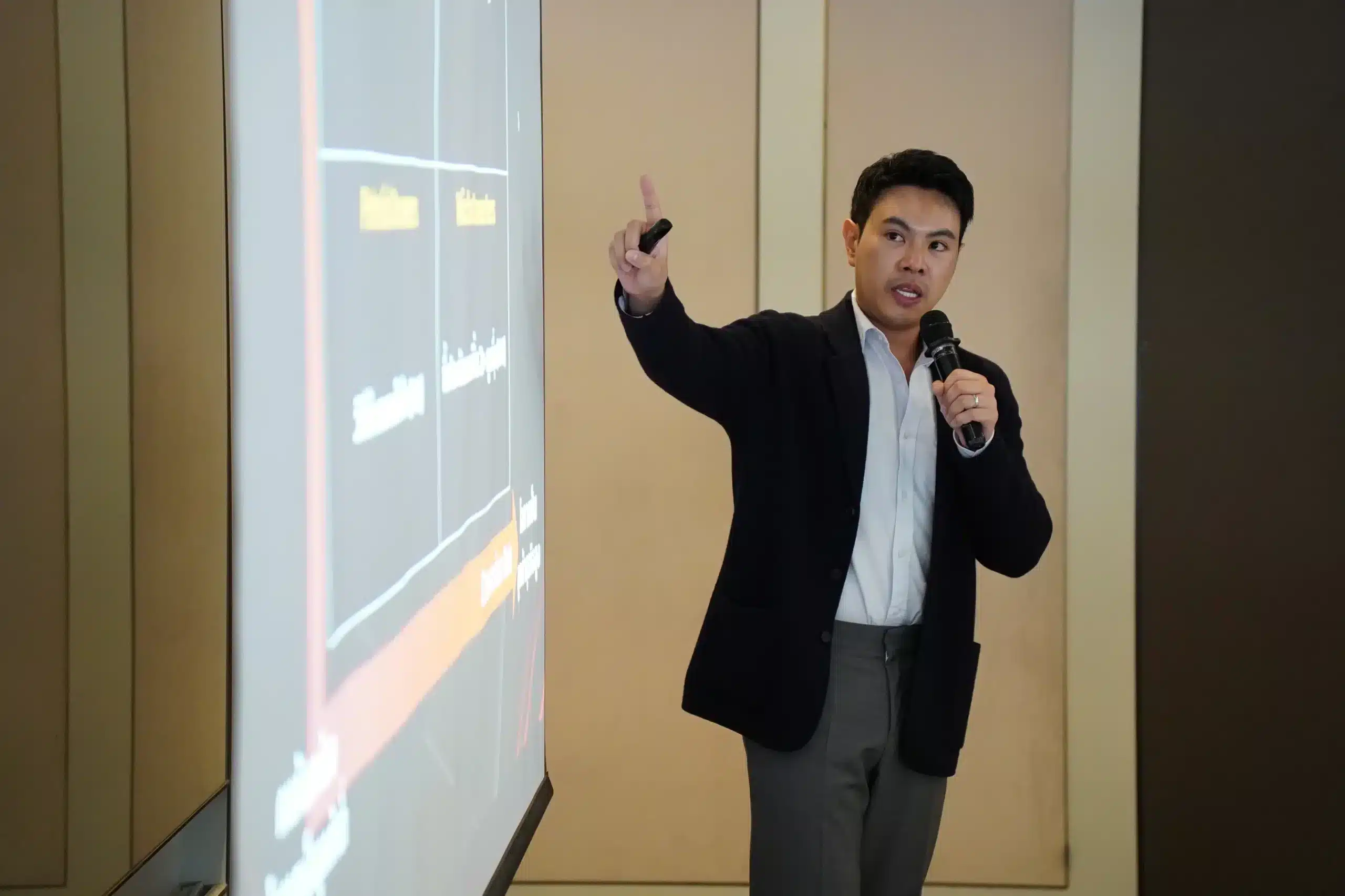 บรรยากาศคอร์สสอน ANGA MASTERY